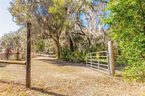 2095 Stone Road, DELAND, FL, 32720 | Card Image