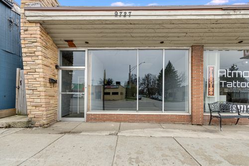 9727 Grand Ave, Franklin Park, IL, 60131-3358 | Card Image