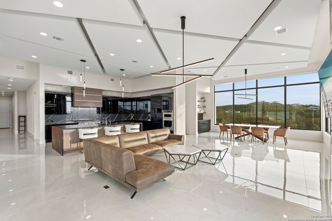 23703 Verona Cyn, House other with 4 bedrooms, 5 bathrooms and null parking in San Antonio TX | Image 10