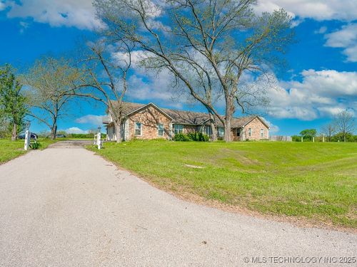 21125 State Highway 99 S, Stonewall, OK, 74871-6221 | Card Image