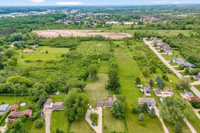 9335 W County Line Rd, House other with 5 bedrooms, 3 bathrooms and null parking in Milwaukee WI | Image 7