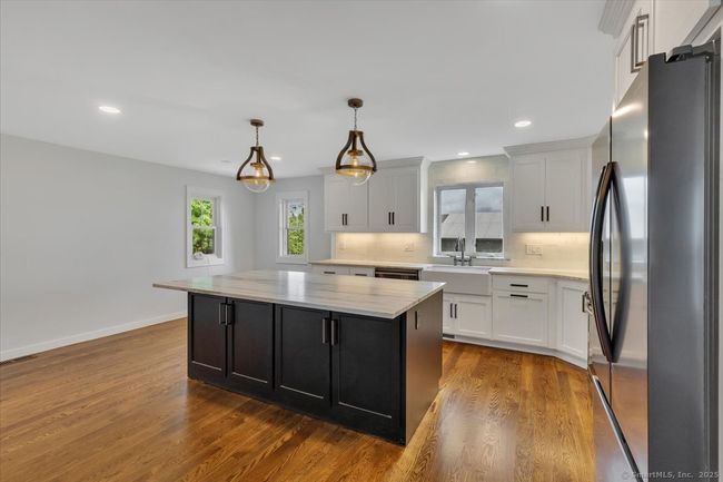 183 Bailey St, House other with 3 bedrooms, 3 bathrooms and 8 parking in Glastonbury CT | Image 10
