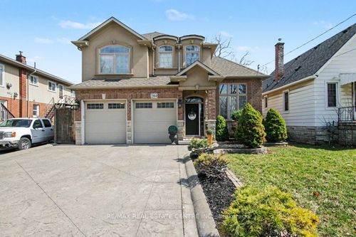 284 Normanhurst Ave, Hamilton, ON, L8H5N4 | Card Image