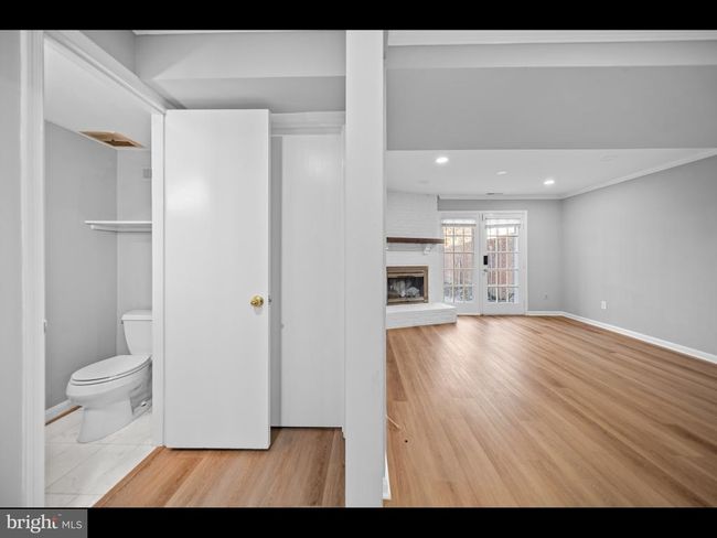 1609 Dunterry Pl, Townhouse with 3 bedrooms, 4 bathrooms and null parking in MCLEAN VA | Image 17