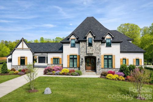 117 Hunts Landing Dr, Mooresville, NC, 28117-9597 | Card Image