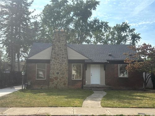 17541 Annchester Rd, Detroit, MI, 48219-3527 | Card Image