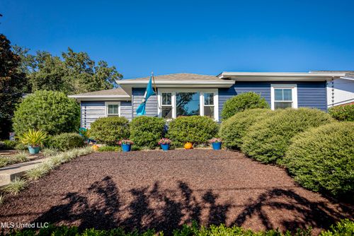 171 Miramar Ave, Biloxi, MS, 39530-3320 | Card Image