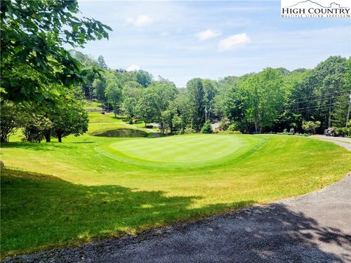 408 Saint Andrews Rd, Beech Mountain, NC, 28604-8216 | Card Image