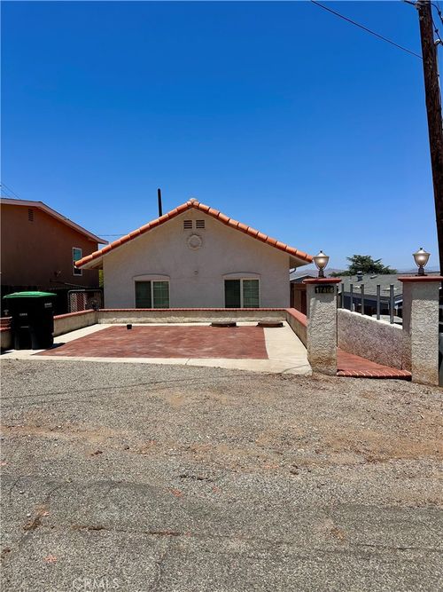 17466 Haynes, Lake Elsinore, CA, 92530 | Card Image