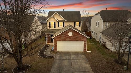 694 Winners Pt, Whitsett, NC, 27377-8719 | Card Image