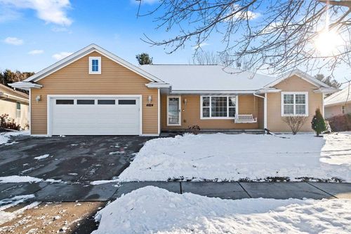 4824 Isabella Circle, HOBART, WI, 54155 | Card Image