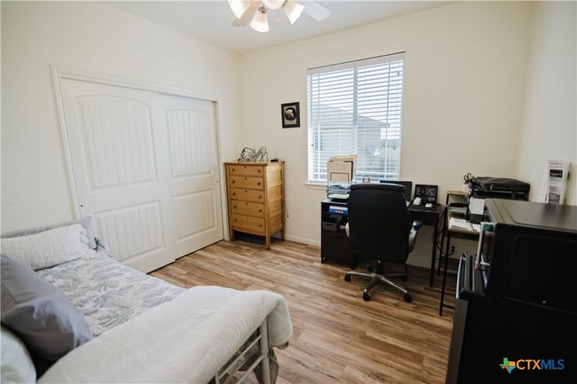 Bedroom 2/office | Image 18