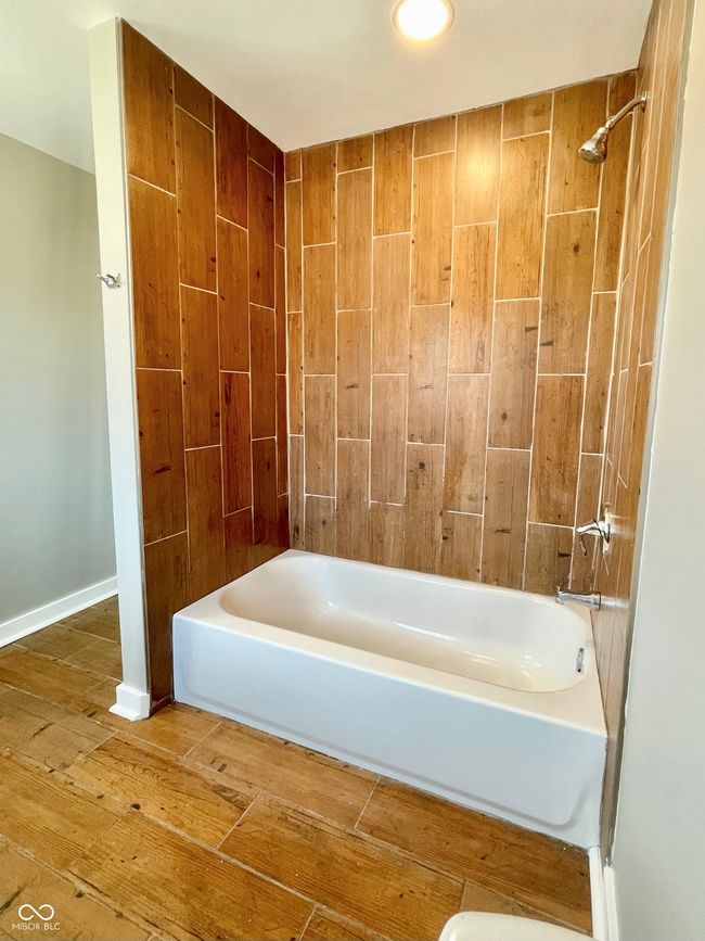 929 Bancroft St, House other with 3 bedrooms, 2 bathrooms and null parking in Indianapolis IN | Image 18