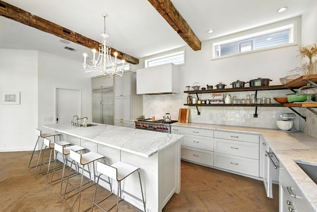 1700 S 6 Th St, House other with 3 bedrooms, 4 bathrooms and 2 parking in Austin TX | Image 17