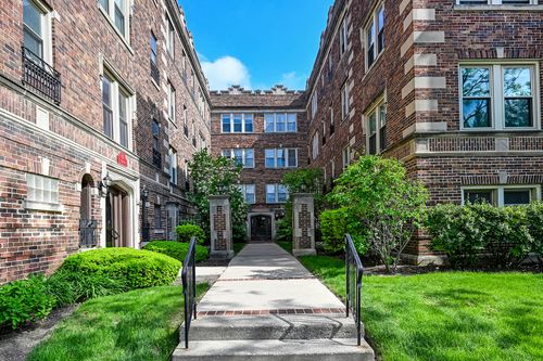 apt-3c-75 E Harris Ave, La Grange, IL, 60525-5348 | Card Image