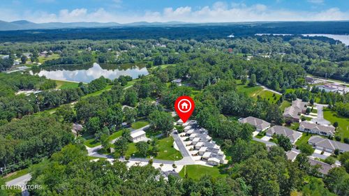 2-33 Big Horn Loop, Crossville, TN, 38572-1507 | Card Image