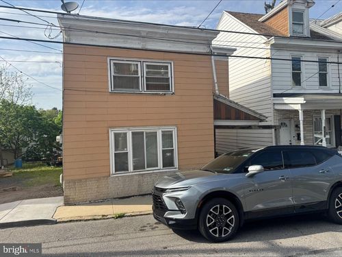1646 W Norwegian St, POTTSVILLE, PA, 17901-2108 | Card Image