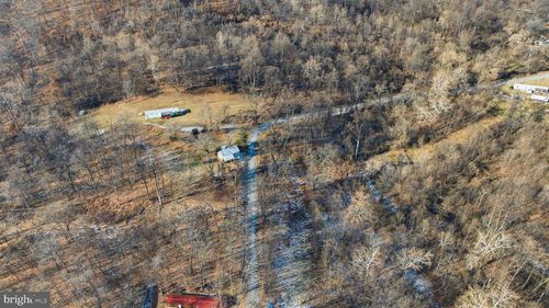 581 Salem Church Rd, MARTINSBURG, WV, 25403-5920 | Card Image