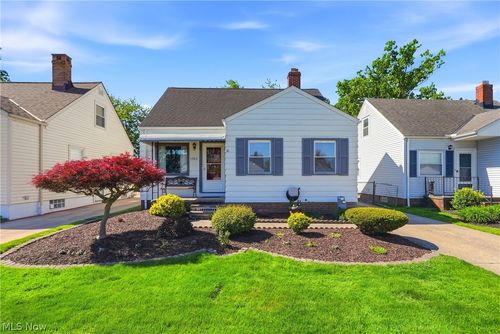 1303 Clearview Ave, Parma, OH, 44134-3209 | Card Image
