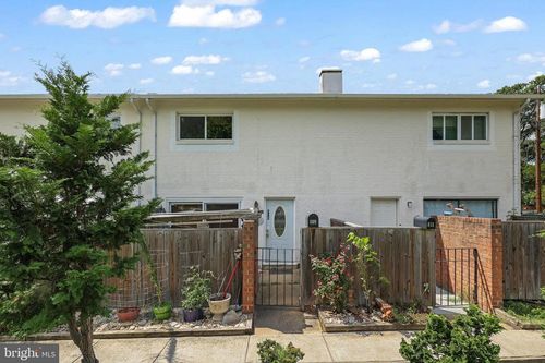 18-609 Jefferson St, HERNDON, VA, 20170-4710 | Card Image