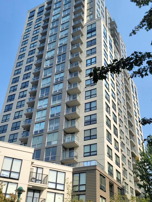 {{alt}} | Card Image