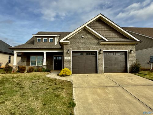 101 Brier Valley Dr, Meridianville, AL, 35759-4203 | Card Image