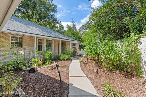 4055 Waterway Ct, Jacksonville, FL, 32223-2071 | Card Image