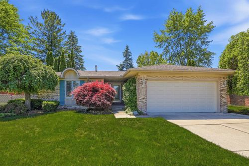19688 Rich, Clinton Charter Township, MI, 48038 | Card Image