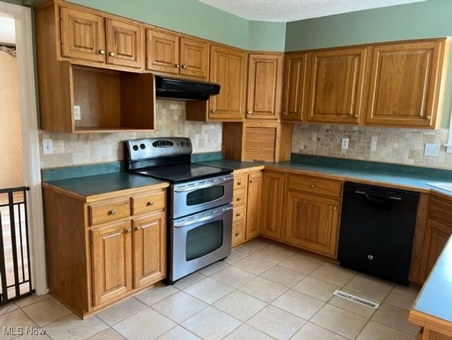 321 Dublin Dr, House other with 3 bedrooms, 3 bathrooms and null parking in Mineral Wells WV | Image 9