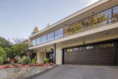 834 Washington Dr, House other with 6 bedrooms, 5 bathrooms and 6 parking in Port Moody BC | Image 1