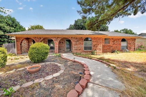 2320 Georgetown Dr, Denton, TX, 76201-0720 | Card Image