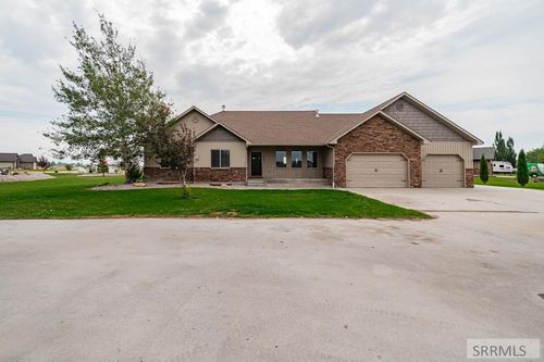 132 N 4020 E, Rigby, ID, 83442-5199 | Card Image