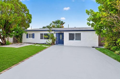 540 Ne 61st St, Fort Lauderdale, FL, 33334-1936 | Card Image