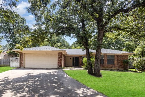 4416 Rising Sun Ct, Arlington, TX, 76017-3189 | Card Image