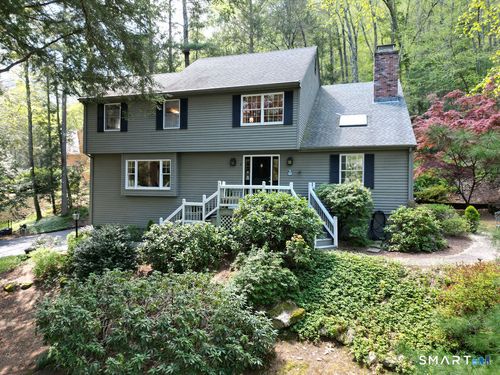 2 Higate Ln, Simsbury, CT, 06070-1005 | Card Image
