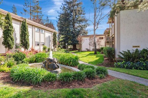 apt-33-50 Horgan Ave, Redwood City, CA, 94061-3646 | Card Image