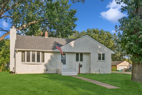 545 4th Ave Nw, New Brighton, MN, 55112-6835 | Card Image