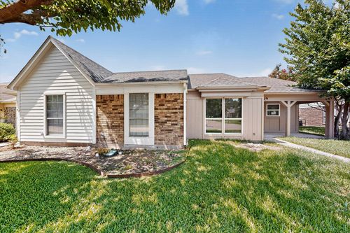 829 Denmark Dr, Mesquite, TX, 75149-3269 | Card Image