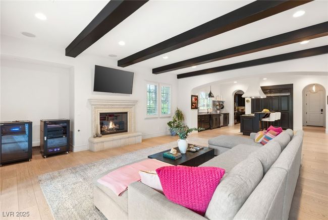 19 Quintessa Cir, House other with 4 bedrooms, 5 bathrooms and null parking in Las Vegas NV | Image 22