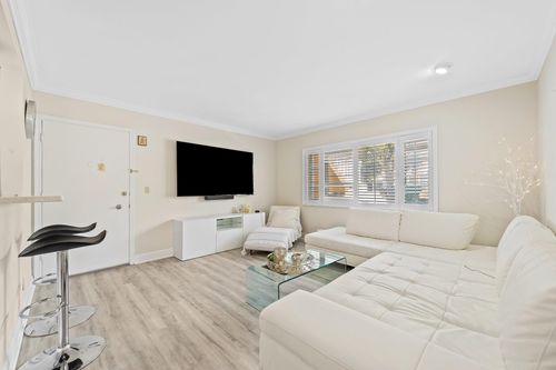 apt-410-5720 Ne 22nd Way, Fort Lauderdale, FL, 33308-2677 | Card Image