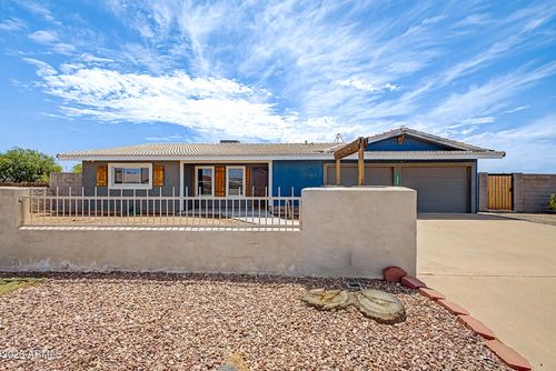10065 W Heather Dr, Arizona City, AZ, 85123-8551 | Card Image