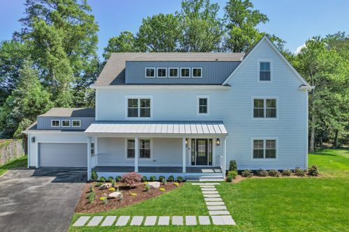 332 Szost Dr, Fairfield, CT, 06824-4000 | Card Image