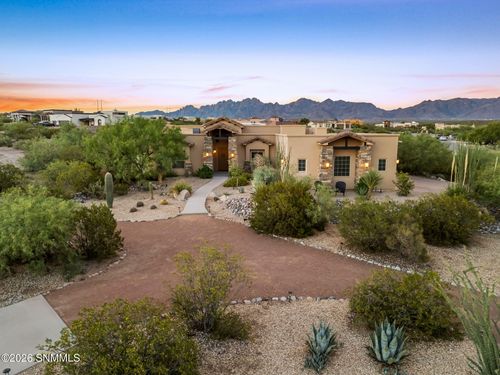 5708 Via Estrella, Las Cruces, NM, 88011-2612 | Card Image