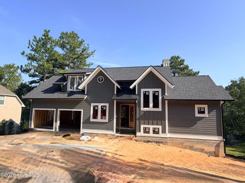 55 Deerwood Ln, Pinehurst, NC, 28374-6865 | Card Image