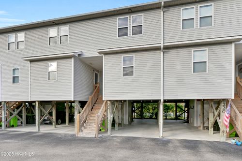 221 Lazy Day Dr, Surf City, NC, 28445-6951 | Card Image