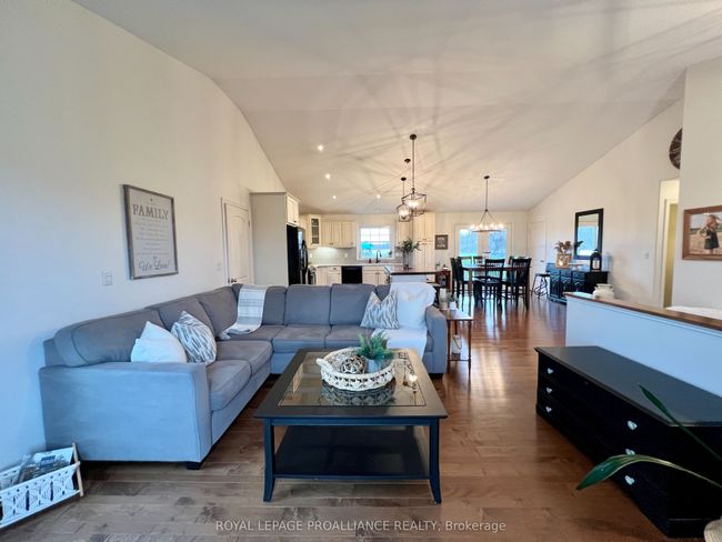 1575 Crookston Rd, House other with 5 bedrooms, 3 bathrooms and 10 parking in Tweed ON | Image 8