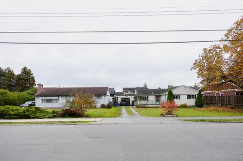 4638 53 St, Delta, BC, V4K2Z1 | Card Image