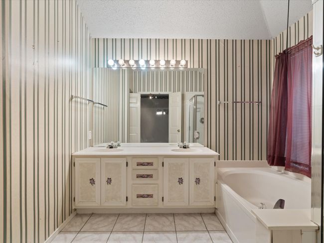 314 Branch Bnd, House other with 3 bedrooms, 2 bathrooms and null parking in Euless TX | Image 14