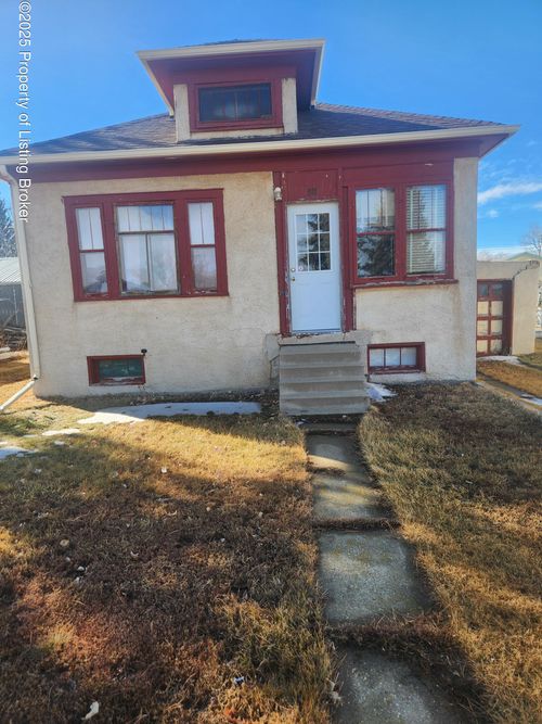 311 B St S, Glen Ullin, ND, 58631 | Card Image