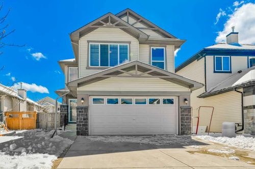 117 Royal Birch Mews Nw, Home with 3 bedrooms, 3 bathrooms and 4 parking in Calgary AB | Card Image
